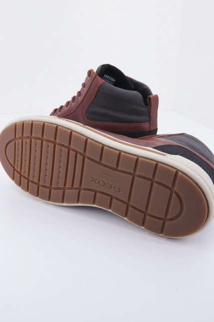GEOX U TONALE B ABX en color MARRON (4)