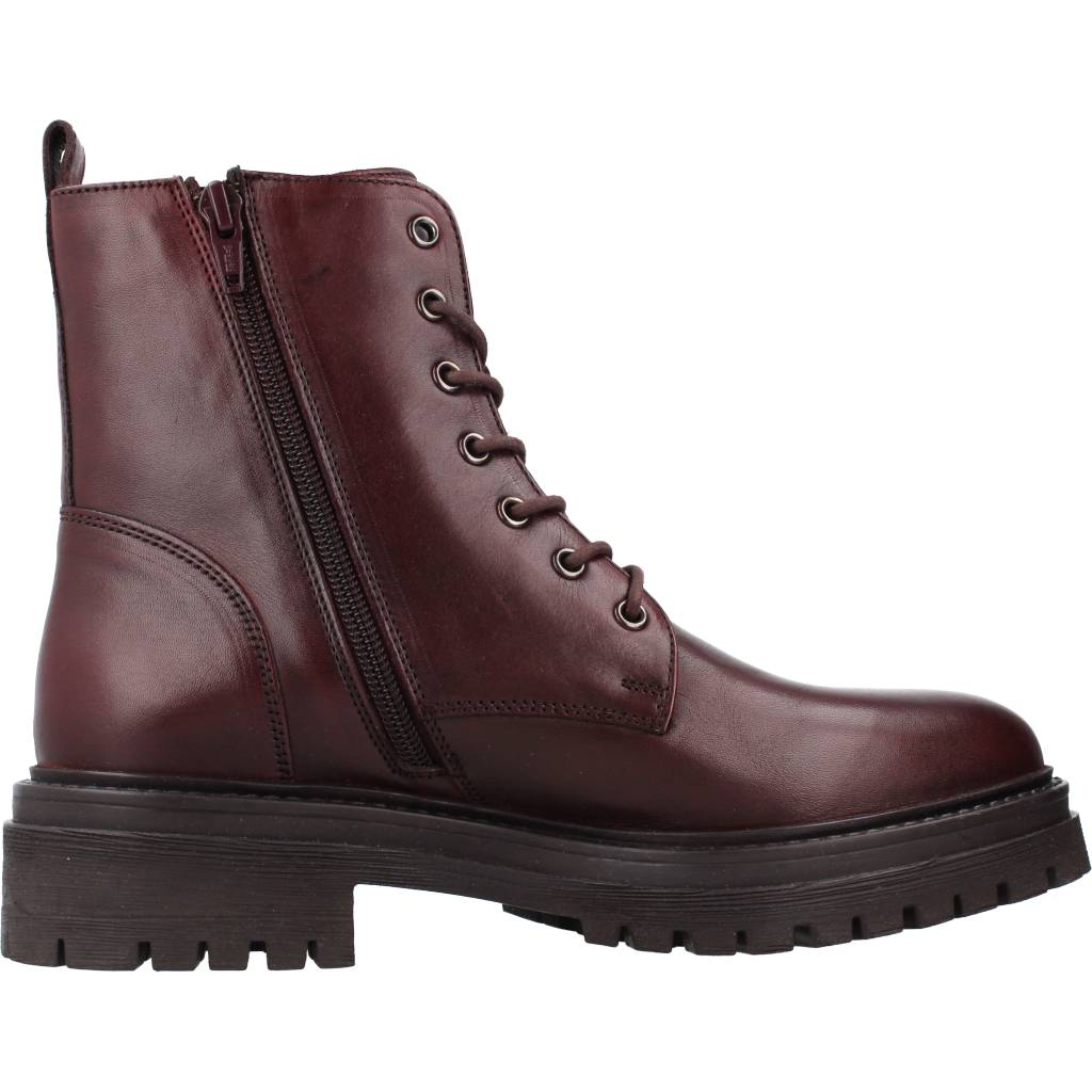 GEOX D IRIDEA F en color BURDEOS (4)