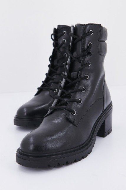 GEOX D DAMIANA en color NEGRO (1)
