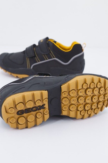 GEOX J NEW SAVAGE BOY en color NEGRO (4)