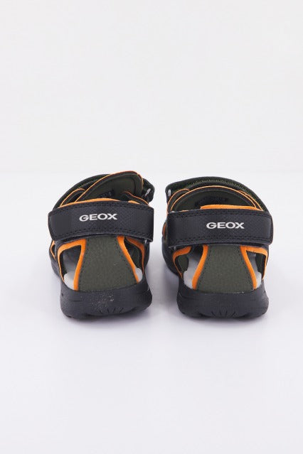 GEOX VANIETT BOY C en color VERDE (3)