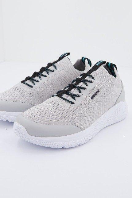 GEOX J SPRINTYE BOY en color GRIS (1)