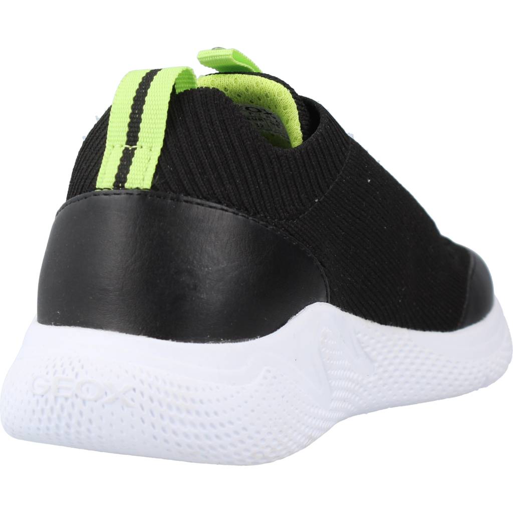 GEOX J SPRINTYE BOY A en color NEGRO (3)