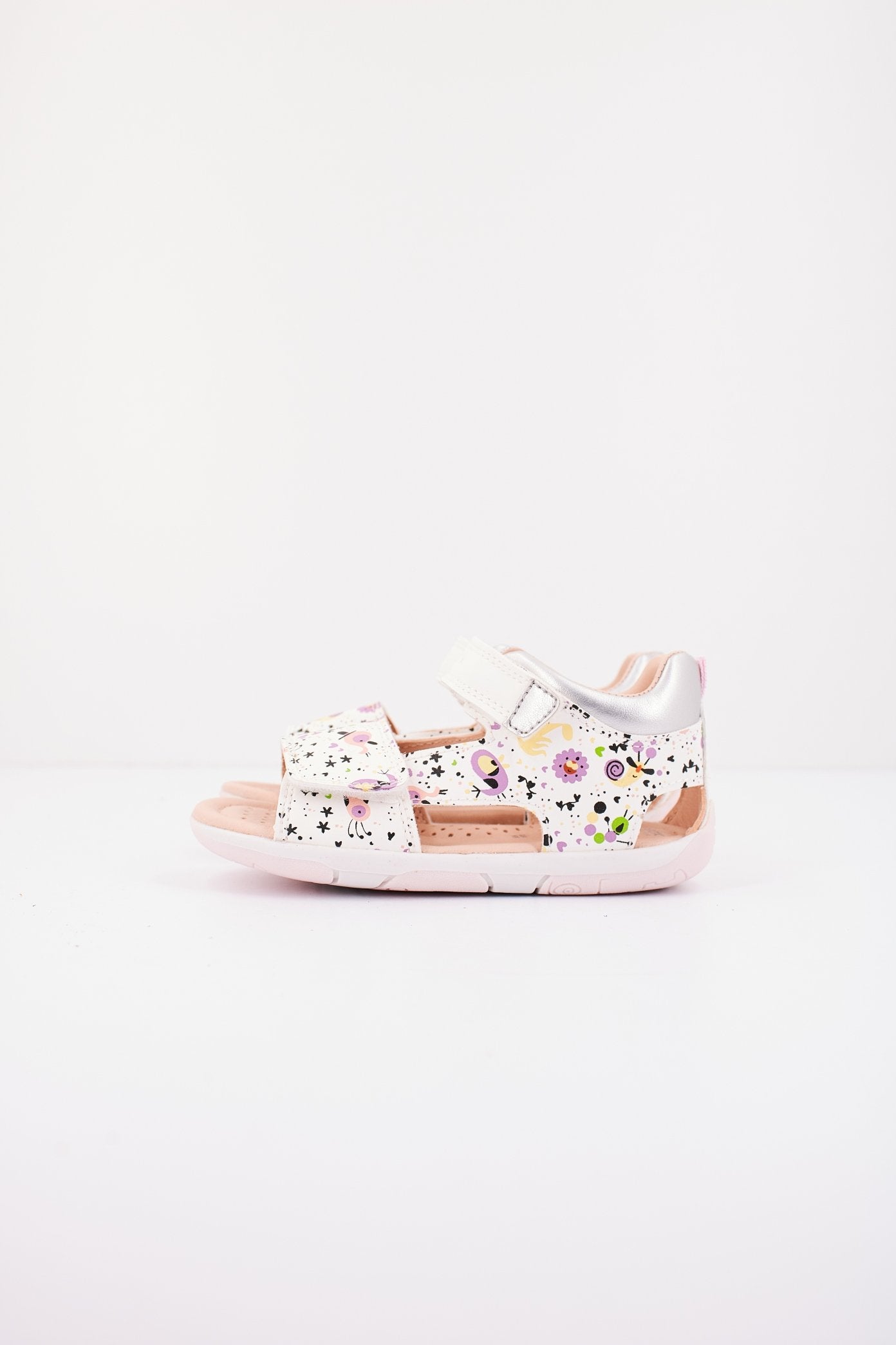 GEOX B SANDAL TAPUZ GIRL en color BLANCO (1)