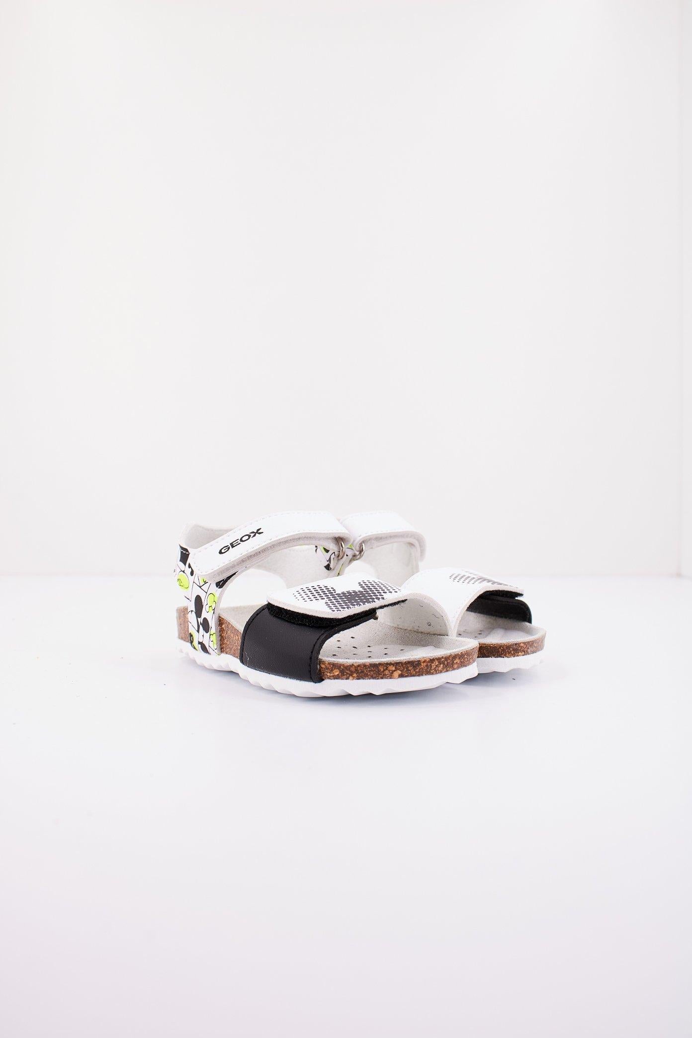 GEOX B SANDAL CHALKI BOY en color BLANCO (2)