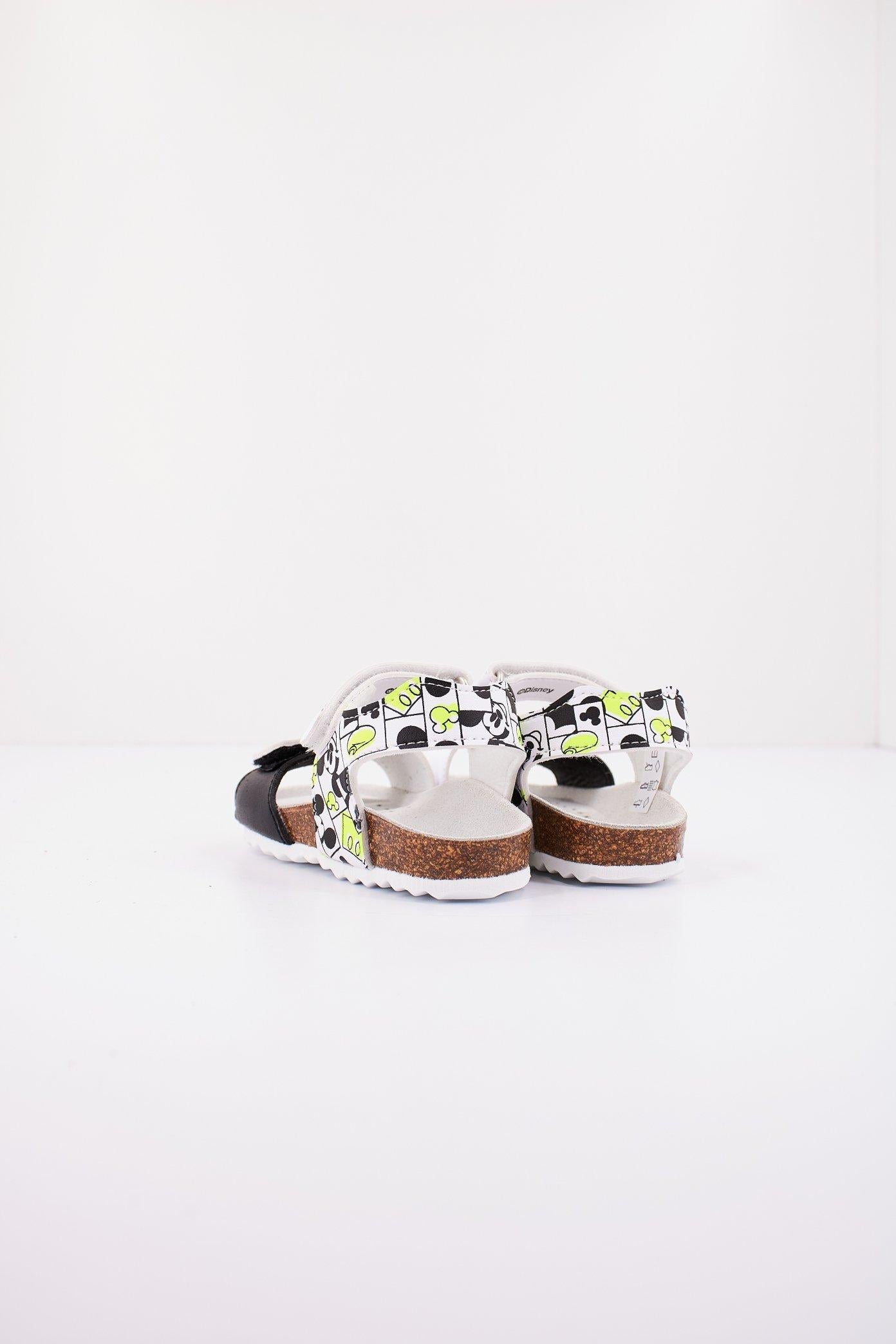 GEOX B SANDAL CHALKI BOY en color BLANCO (3)