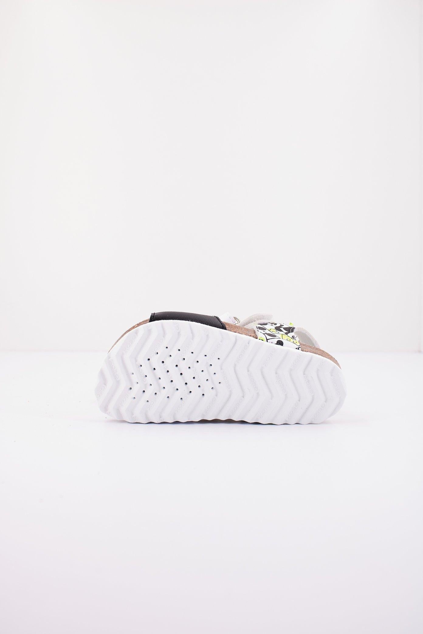 GEOX B SANDAL CHALKI BOY en color BLANCO (4)