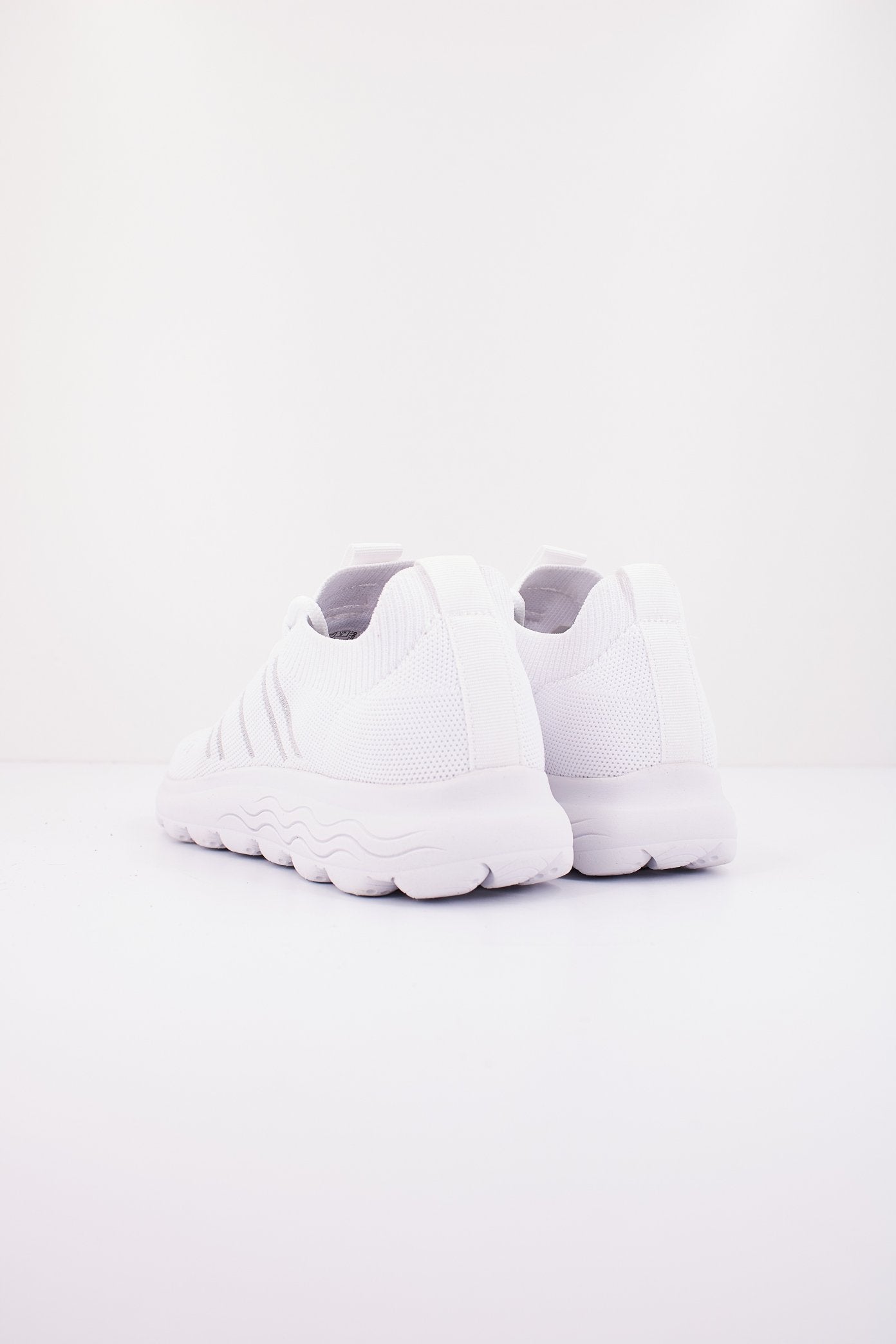 GEOX D SPHERICA C en color BLANCO (3)