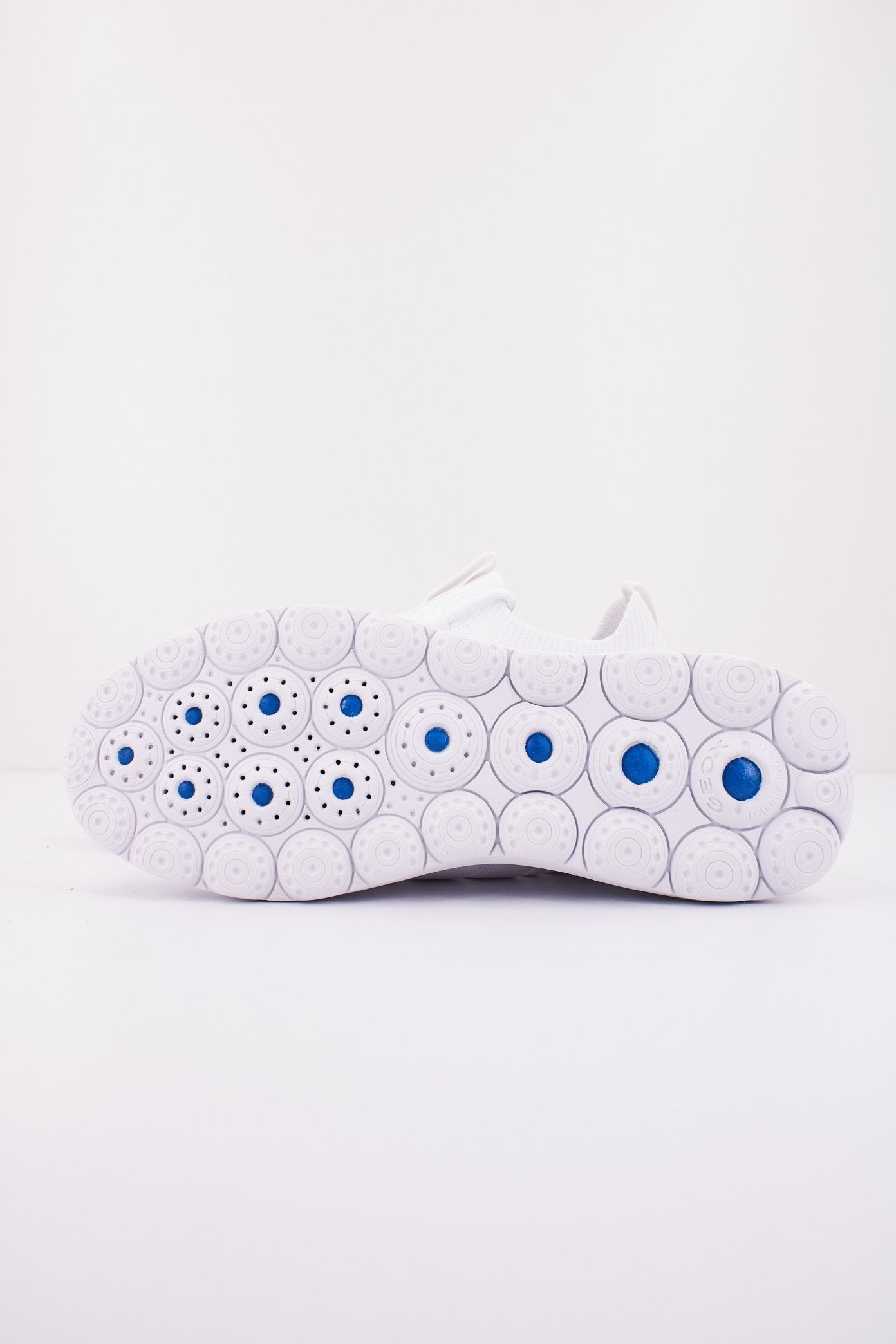 GEOX D SPHERICA C en color BLANCO (4)