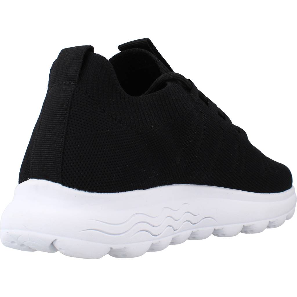 GEOX D SPHERICA C en color NEGRO (3)