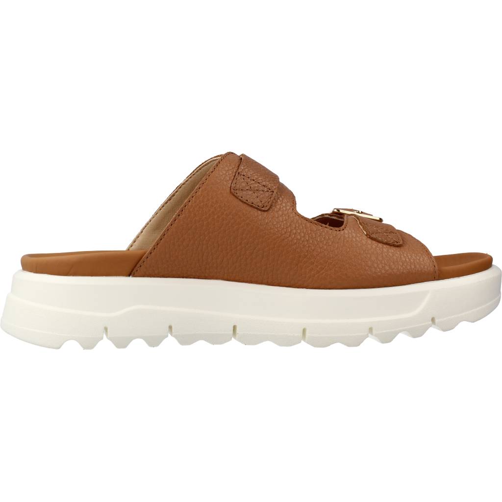 GEOX D XAND .S A en color MARRON CLARO (4)