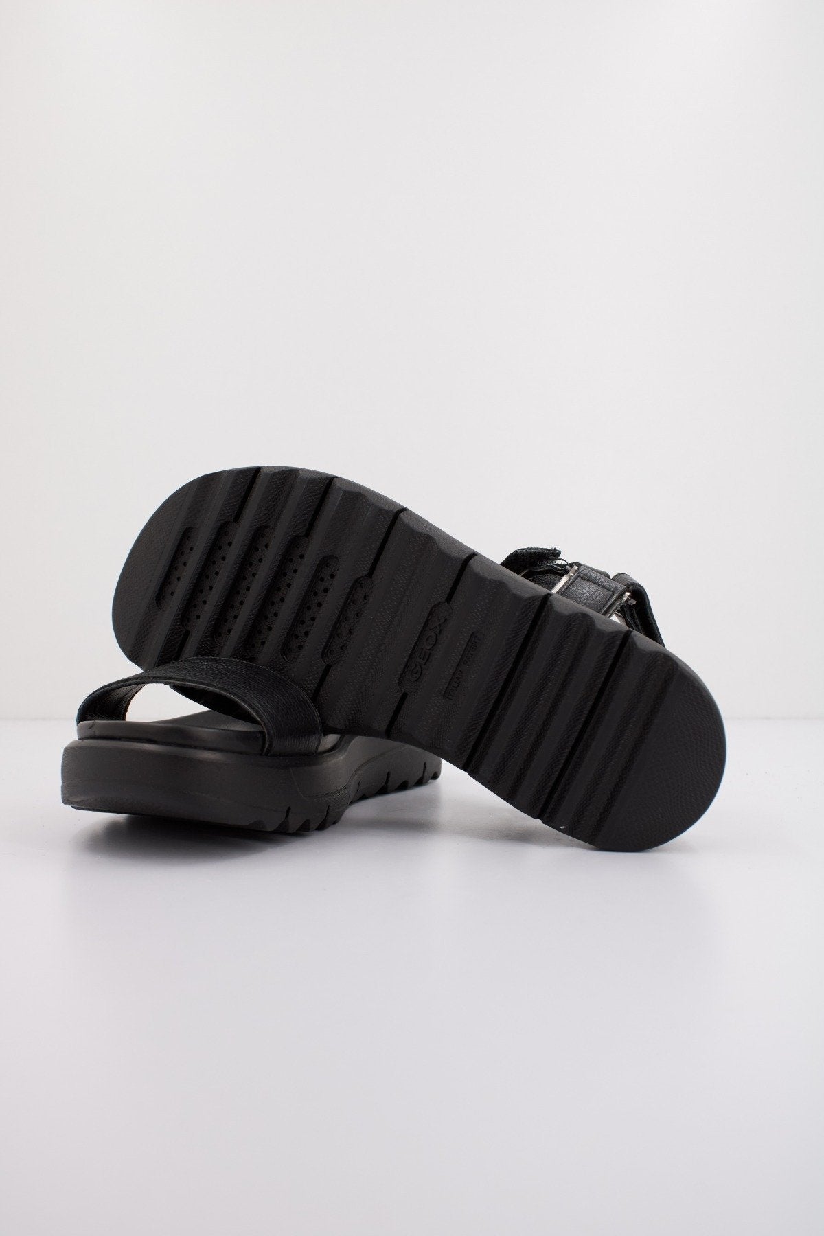 GEOX XAND en color NEGRO (4)