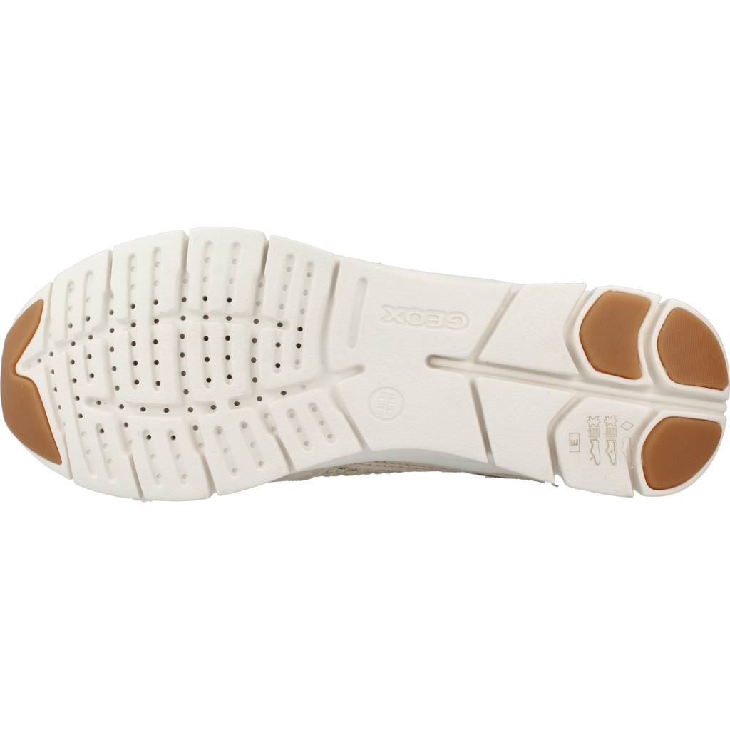 GEOX D SUKIE B en color BEIS (6)