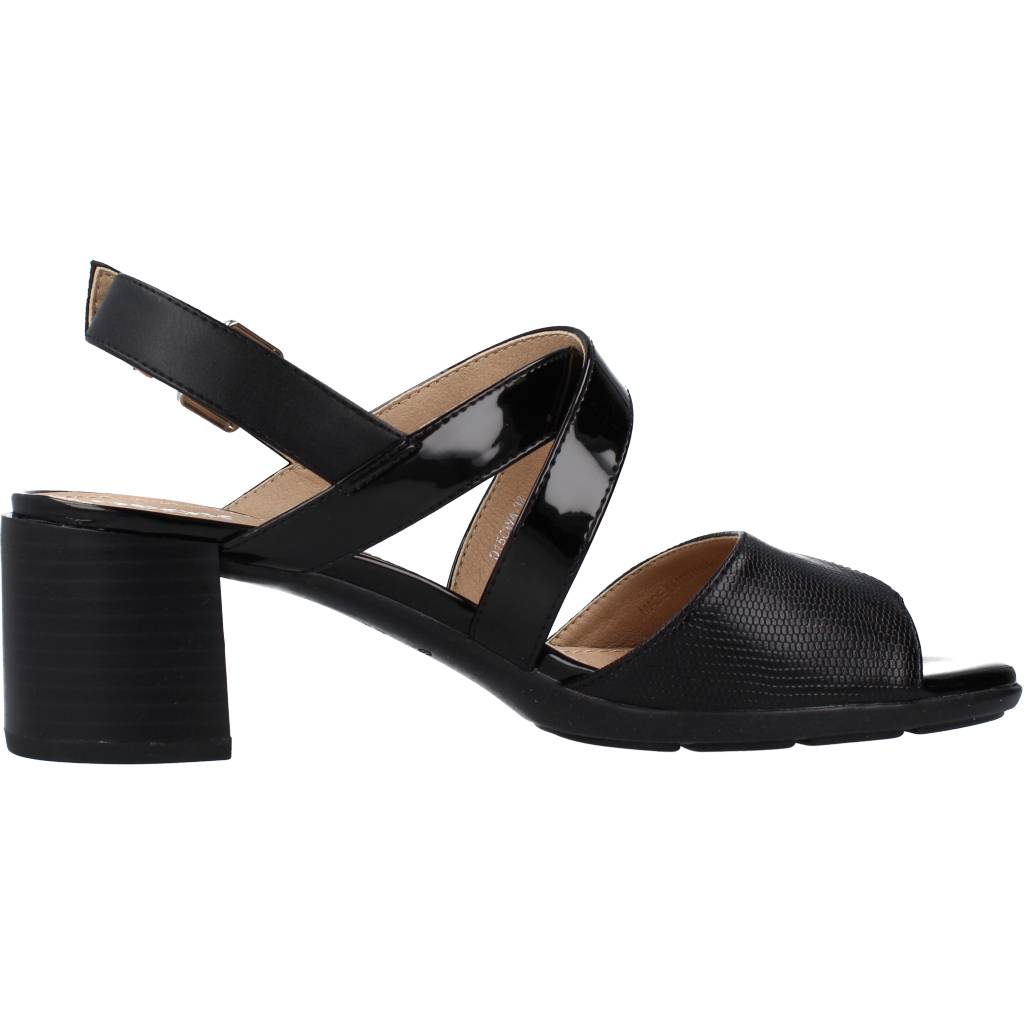 GEOX D MARYKARMEN MID SAN en color NEGRO (4)