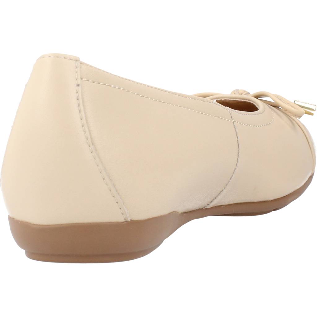 GEOX D ANNYTAH E en color MARRON CLARO (3)