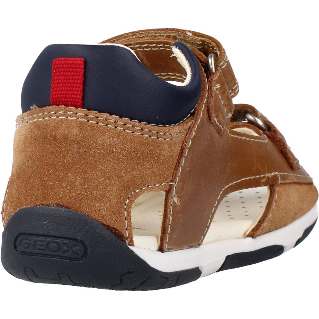 GEOX B SANDAL TAPUZ BOY A en color MARRON CLARO (3)