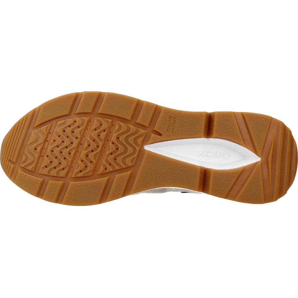 GEOX D BACKSIE C en color BEIS (6)