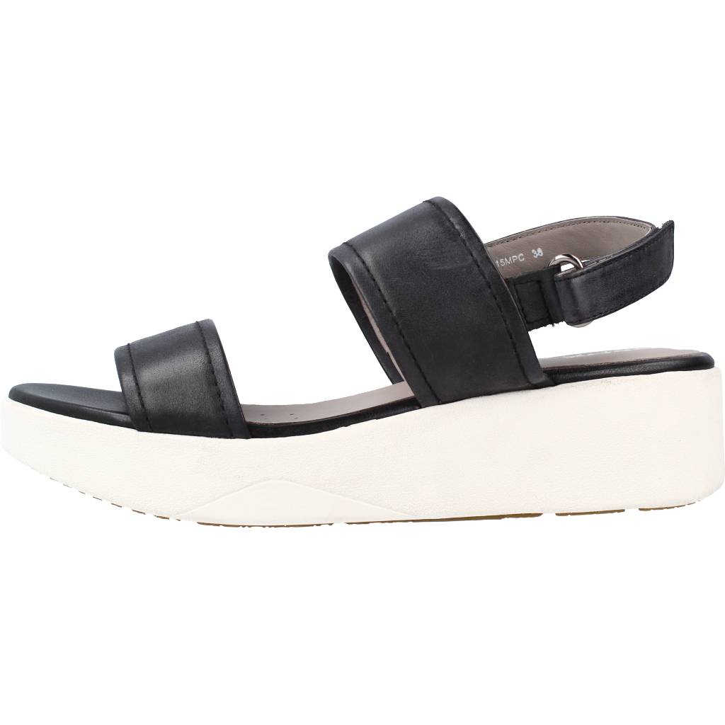 GEOX D LAUDARA C en color NEGRO (2)