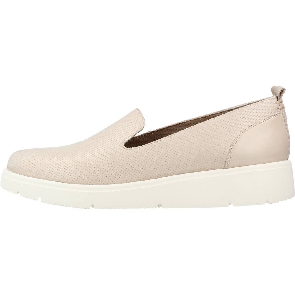 GEOX D ARLARA B en color BEIS (2)