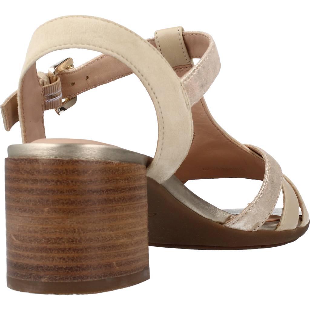 GEOX D MARYKARMEN MID SAN en color BEIS (3)
