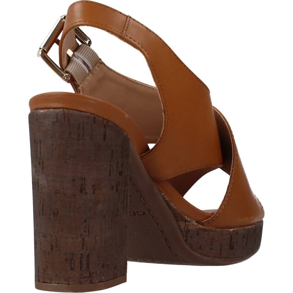 GEOX D GERBERA HIGH C en color MARRON (3)