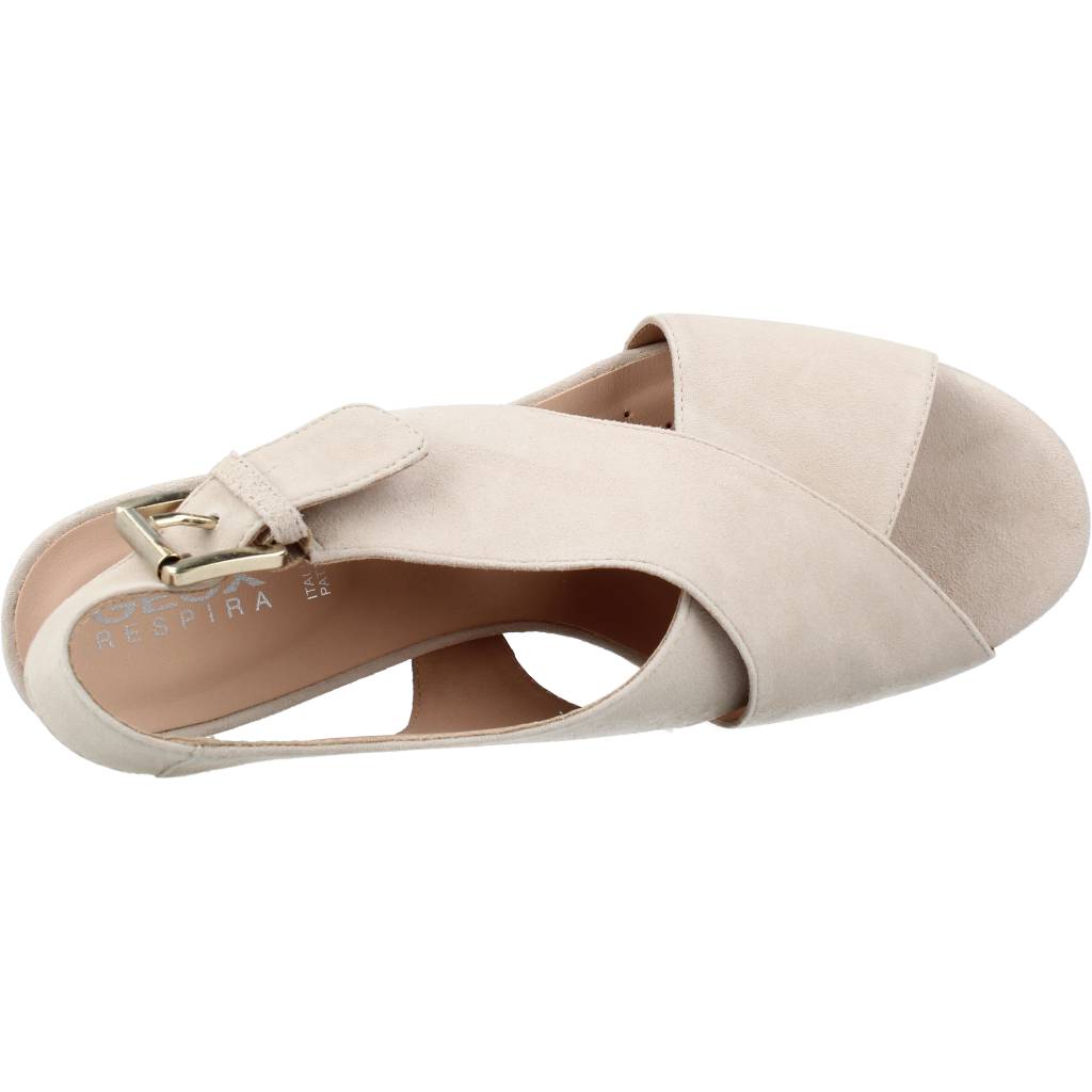GEOX D GERBERA HIGH C en color BEIS (7)