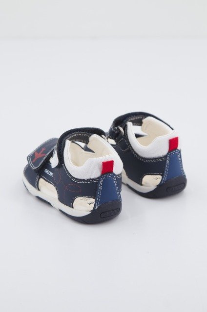 GEOX B SANDAL TAPUZ BOY B en color AZUL (2)
