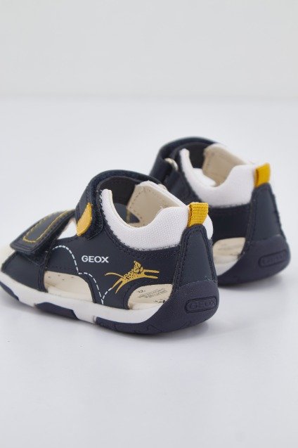 GEOX B SANDAL TAPUZ BOY en color AZUL (2)