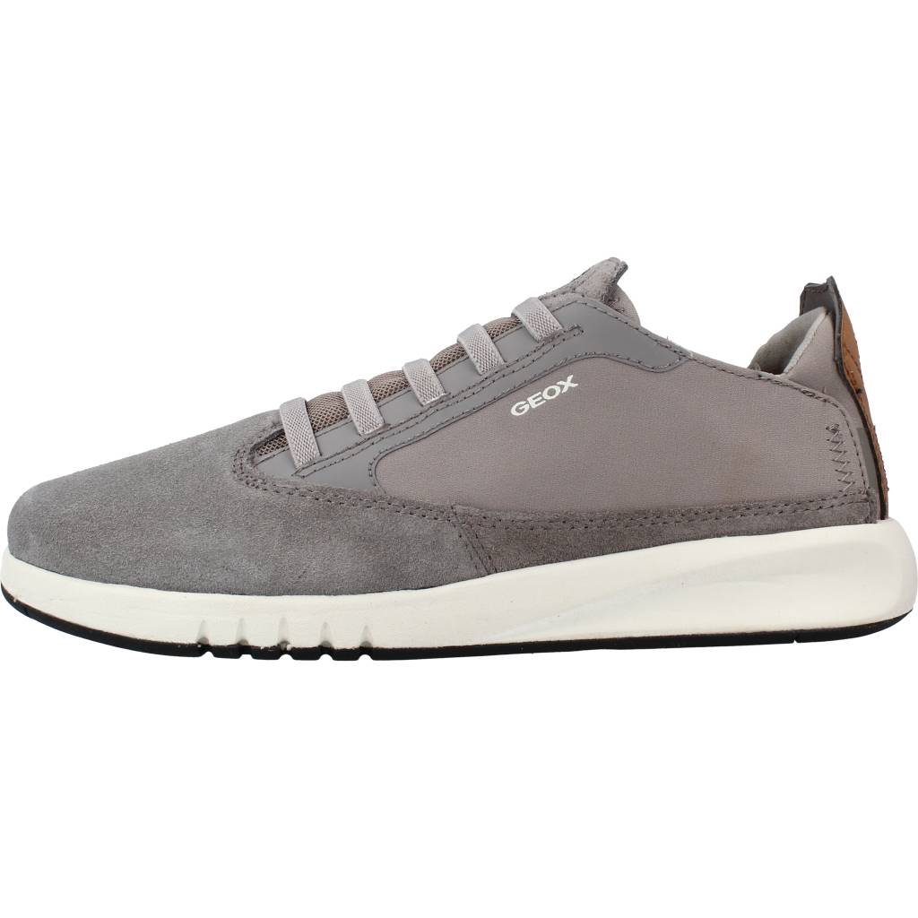 GEOX J AERANTER BOY B en color GRIS (2)