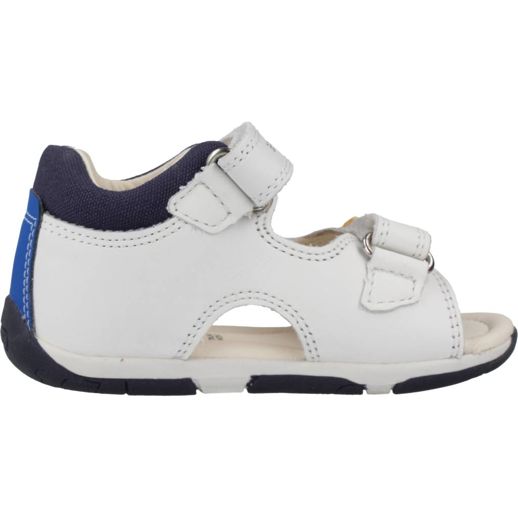 GEOX B SANDAL TAPUZ BOY C en color BLANCO (4)