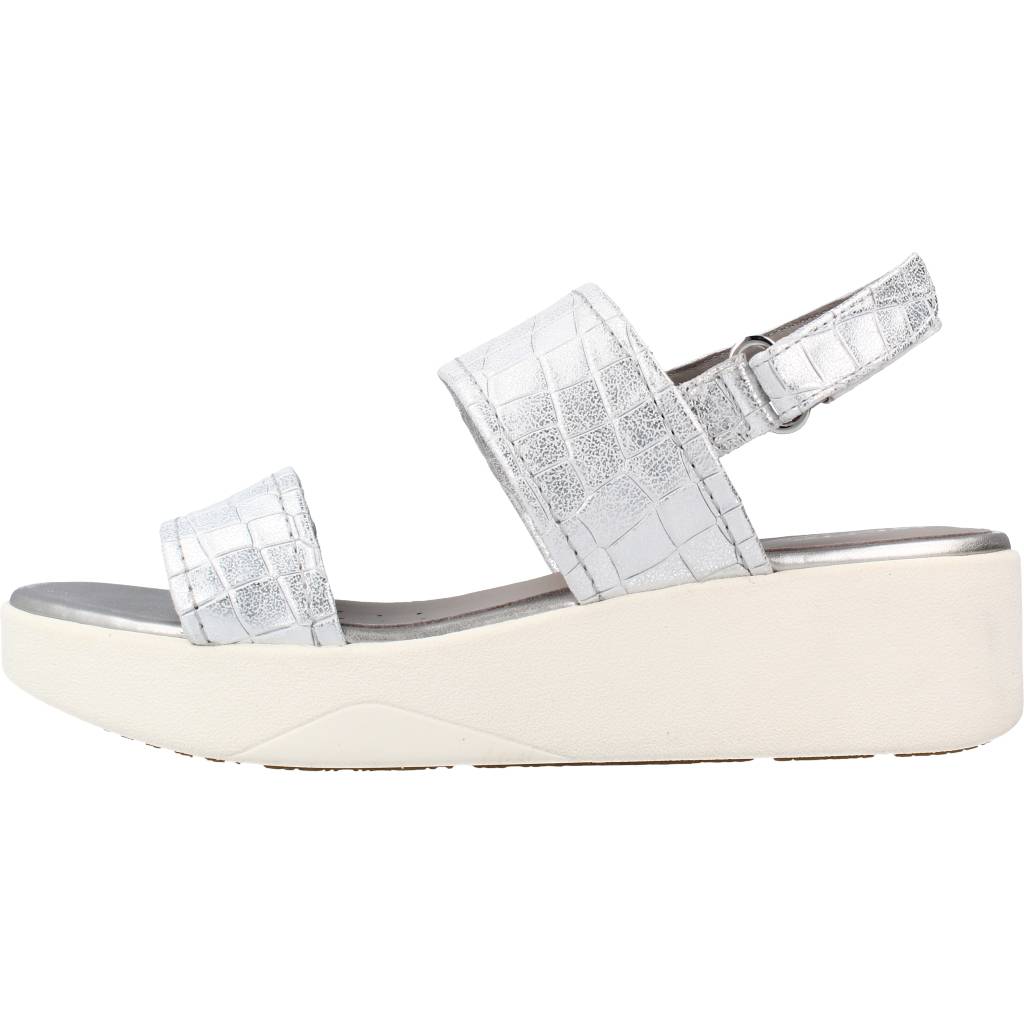 GEOX D LAUDARA C en color PLATA (2)