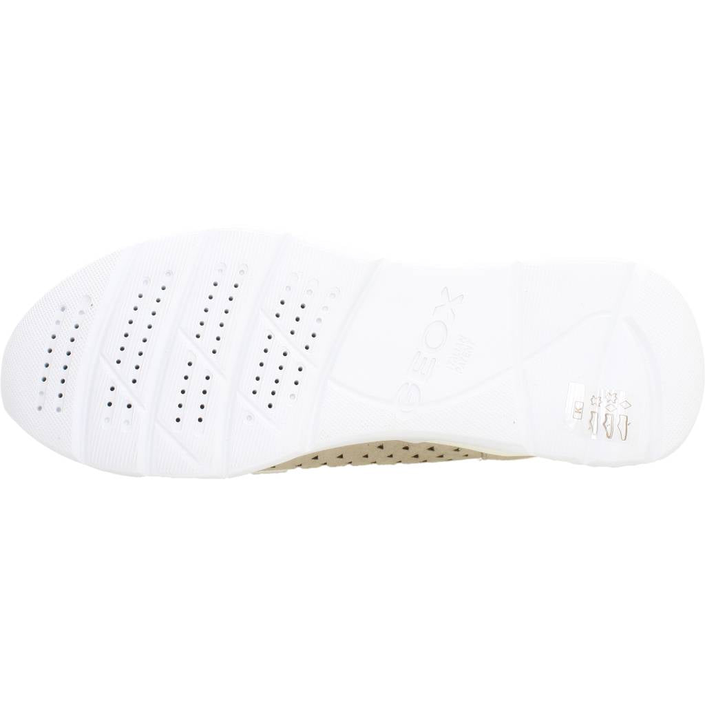 GEOX D HIVER A en color BEIS (7)