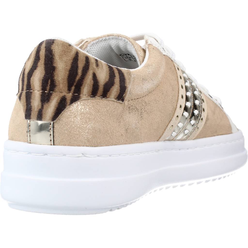 GEOX D PONTOISE D en color BEIS (3)