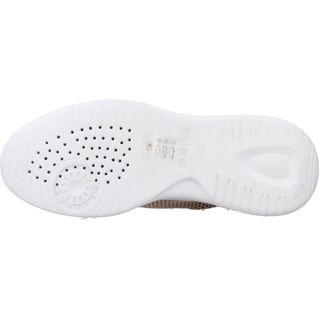 GEOX D PILLOW C en color BEIS (6)