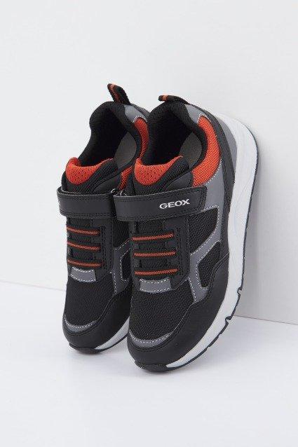 GEOX J ROONER BOY B en color GRIS (1)
