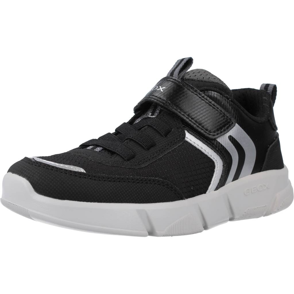 GEOX J ARIL BOY A en color NEGRO (1)