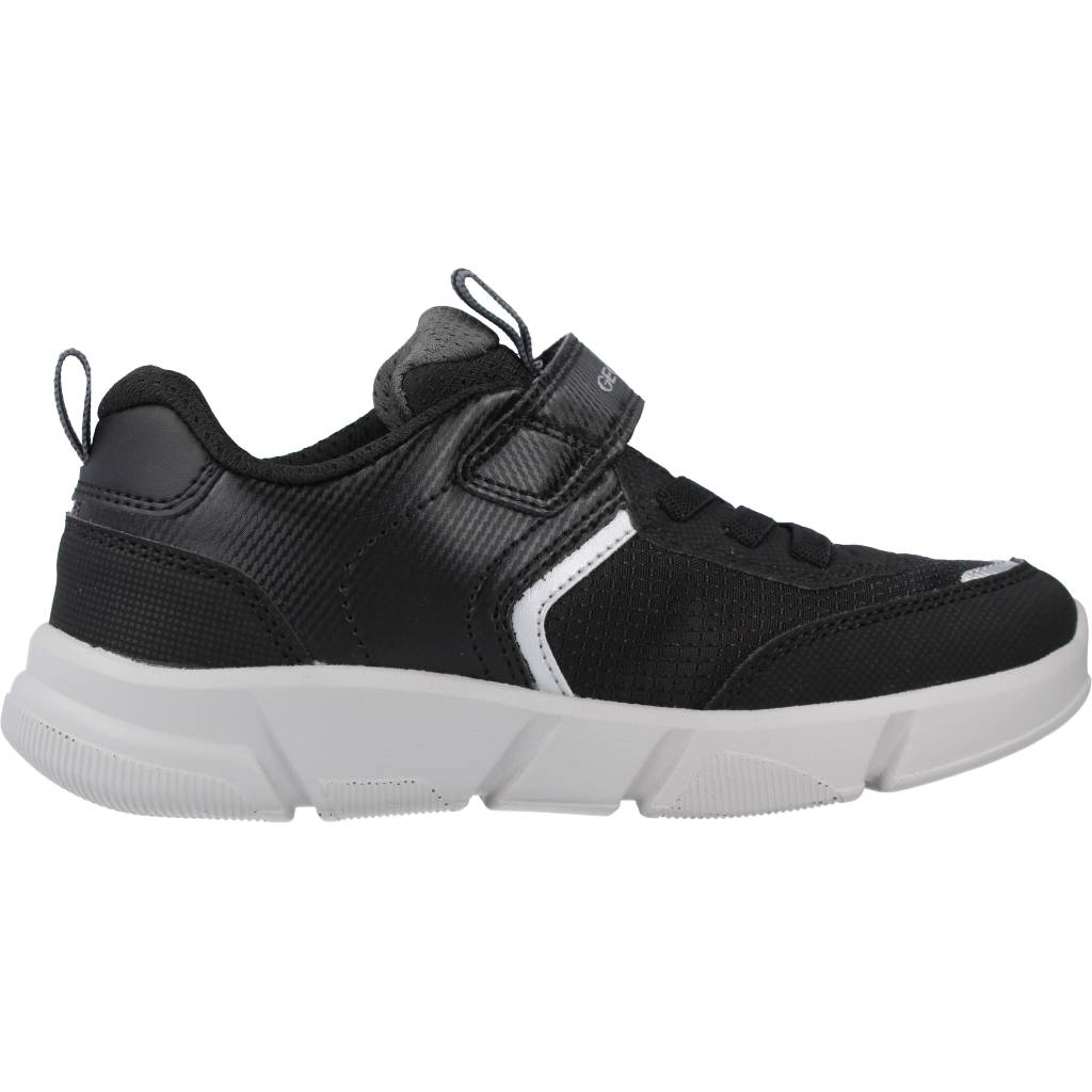 GEOX J ARIL BOY A en color NEGRO (4)