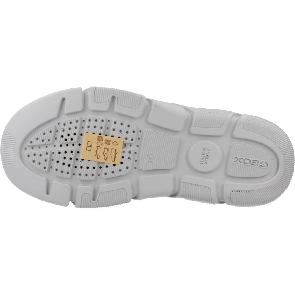 GEOX J ARIL BOY A en color AZUL (6)