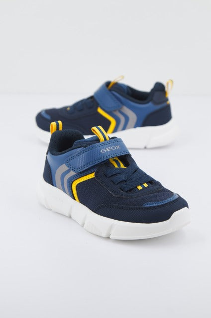 GEOX J ARIL BOY en color AZUL (1)