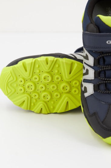 GEOX J MAGNETAR B. en color NEGRO (4)