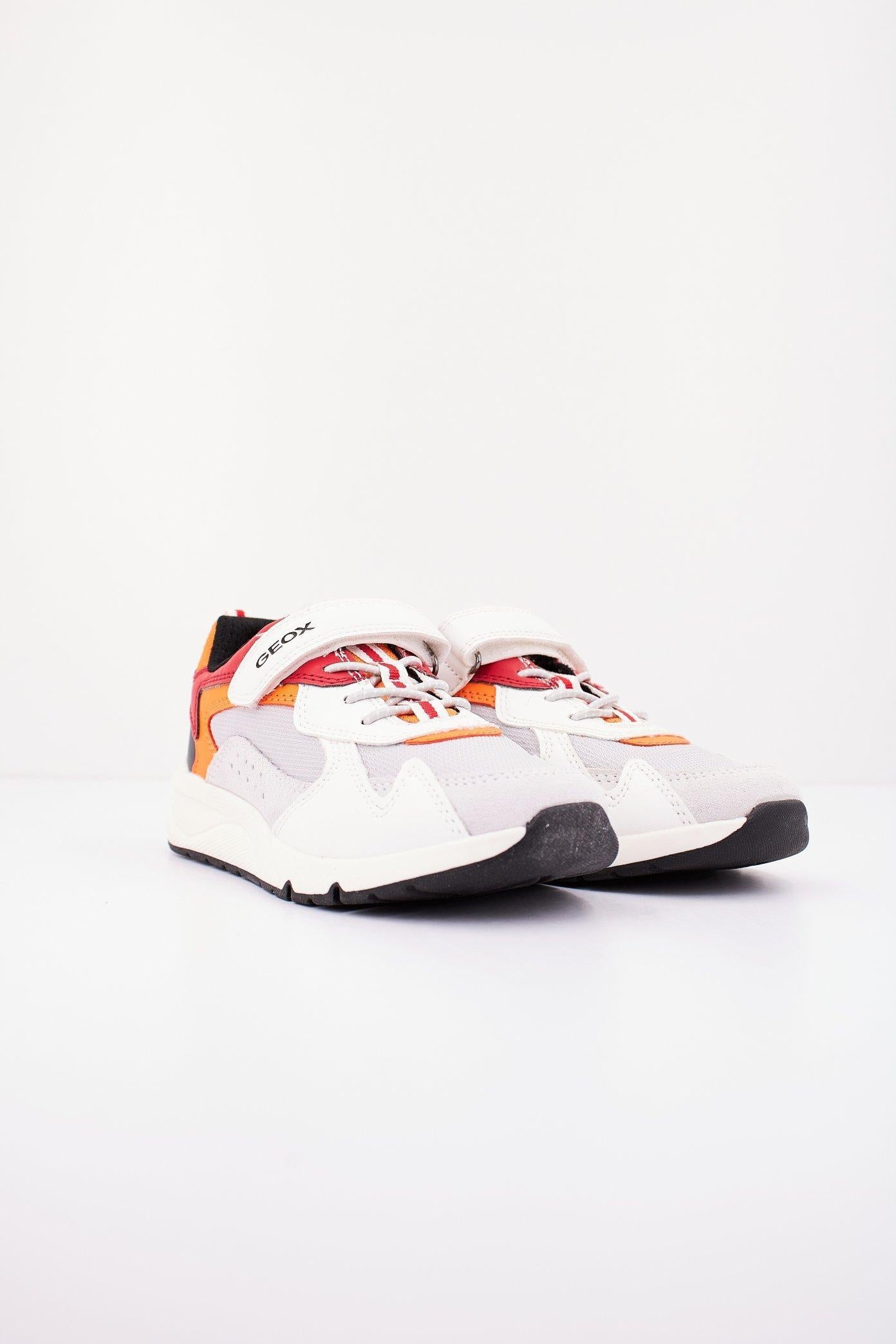 GEOX J ROONER BOY en color GRIS (2)