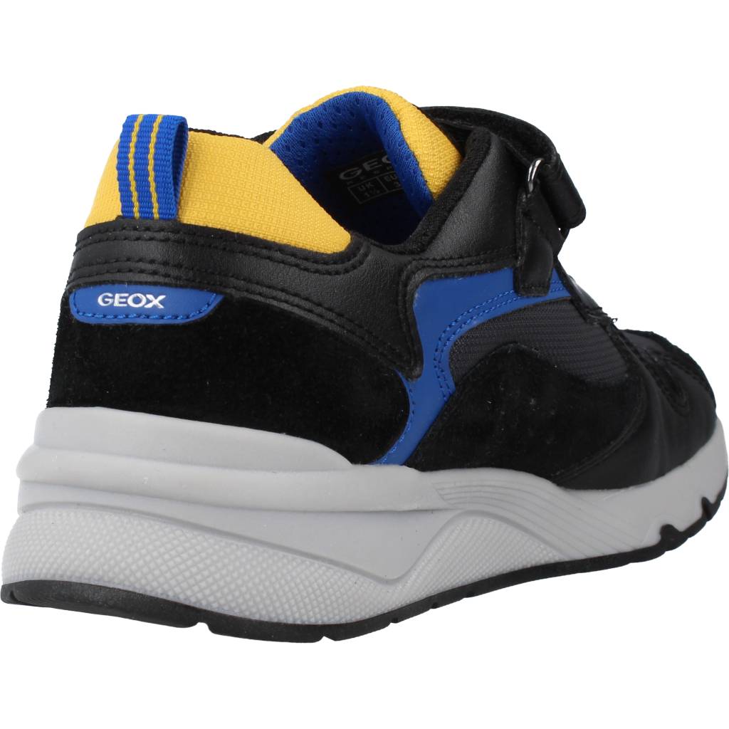 GEOX J ROONER BOY C en color NEGRO (3)