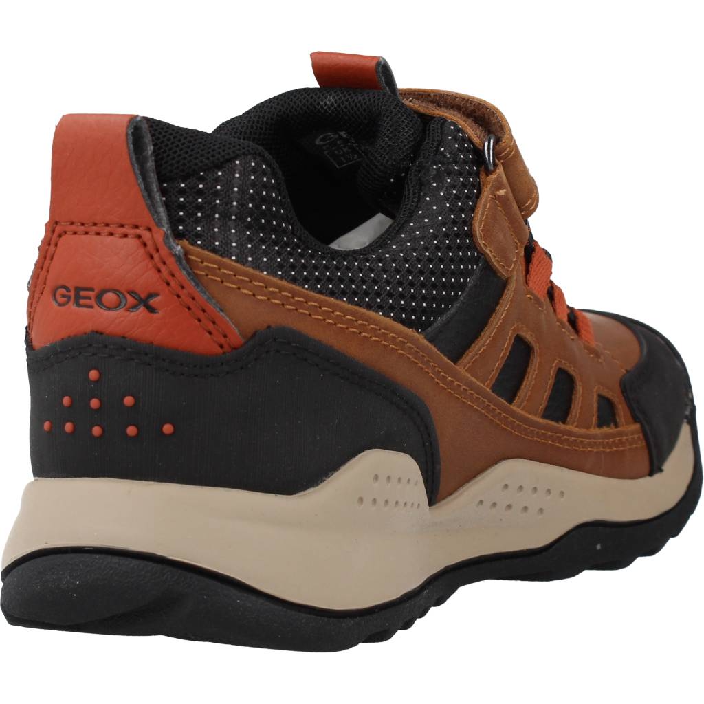 GEOX J TERAM BOY B ABX A en color MARRON (3)