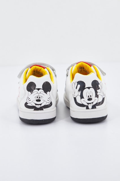 GEOX B NEW FLICK BOY A en color BLANCO (3)