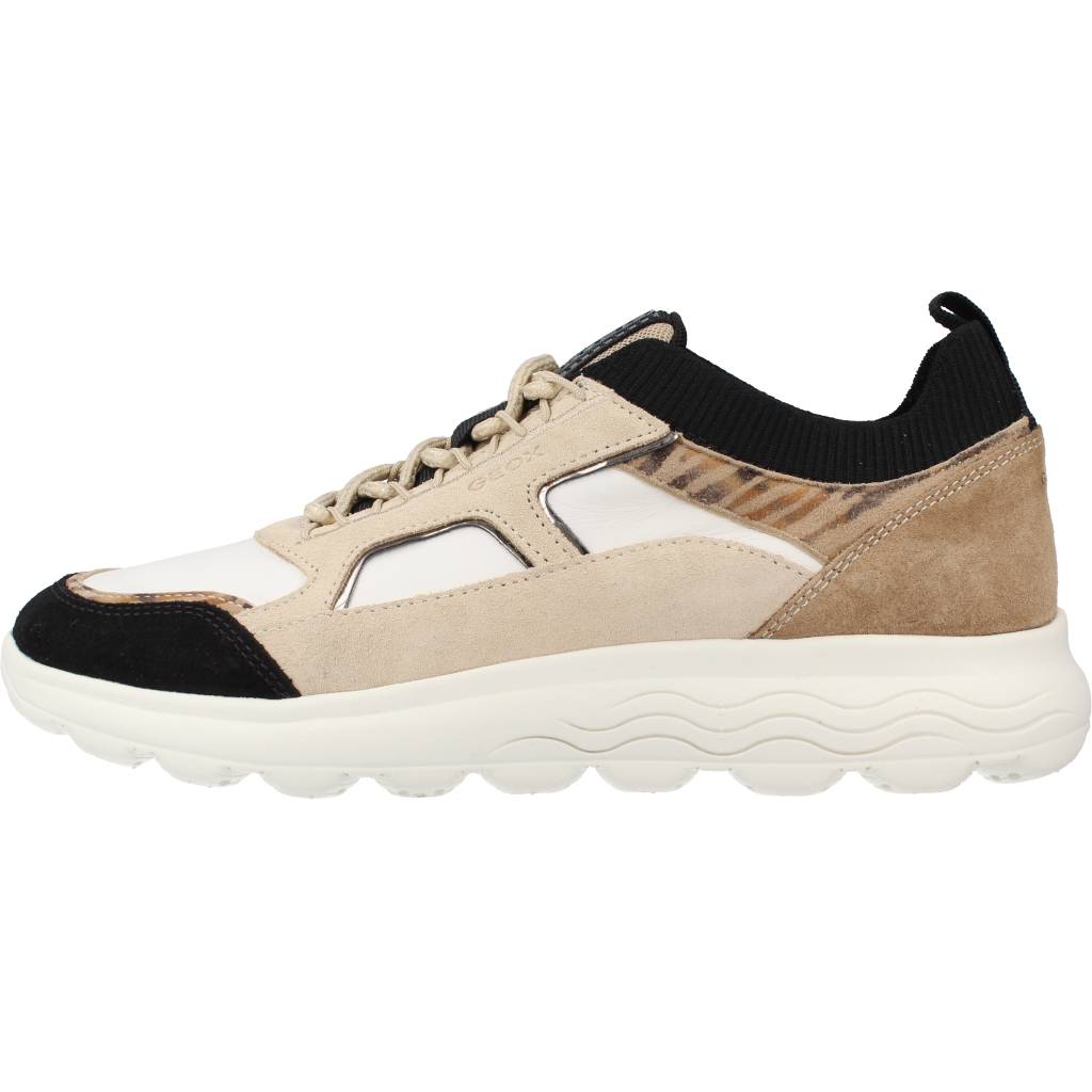 GEOX D SPHERICA C en color BEIS (2)