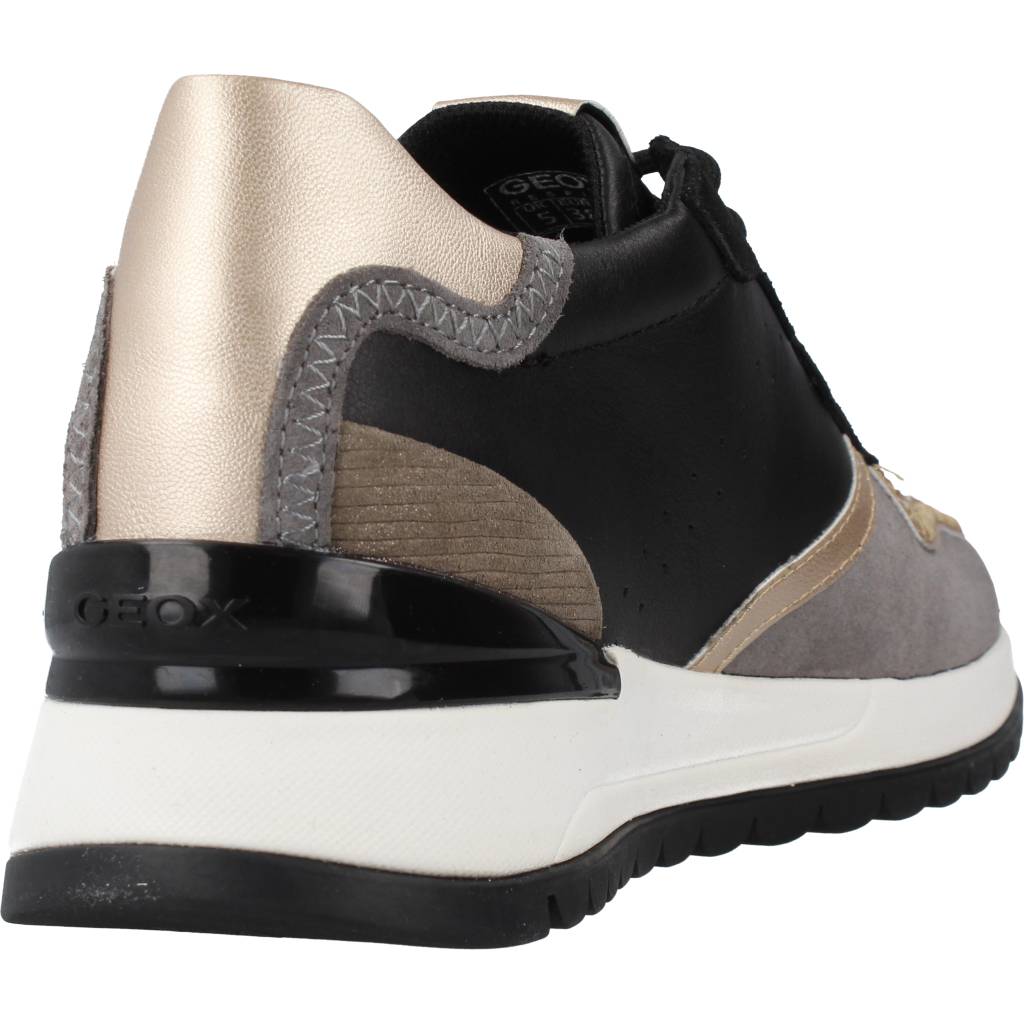 GEOX D DESYA A en color NEGRO (3)