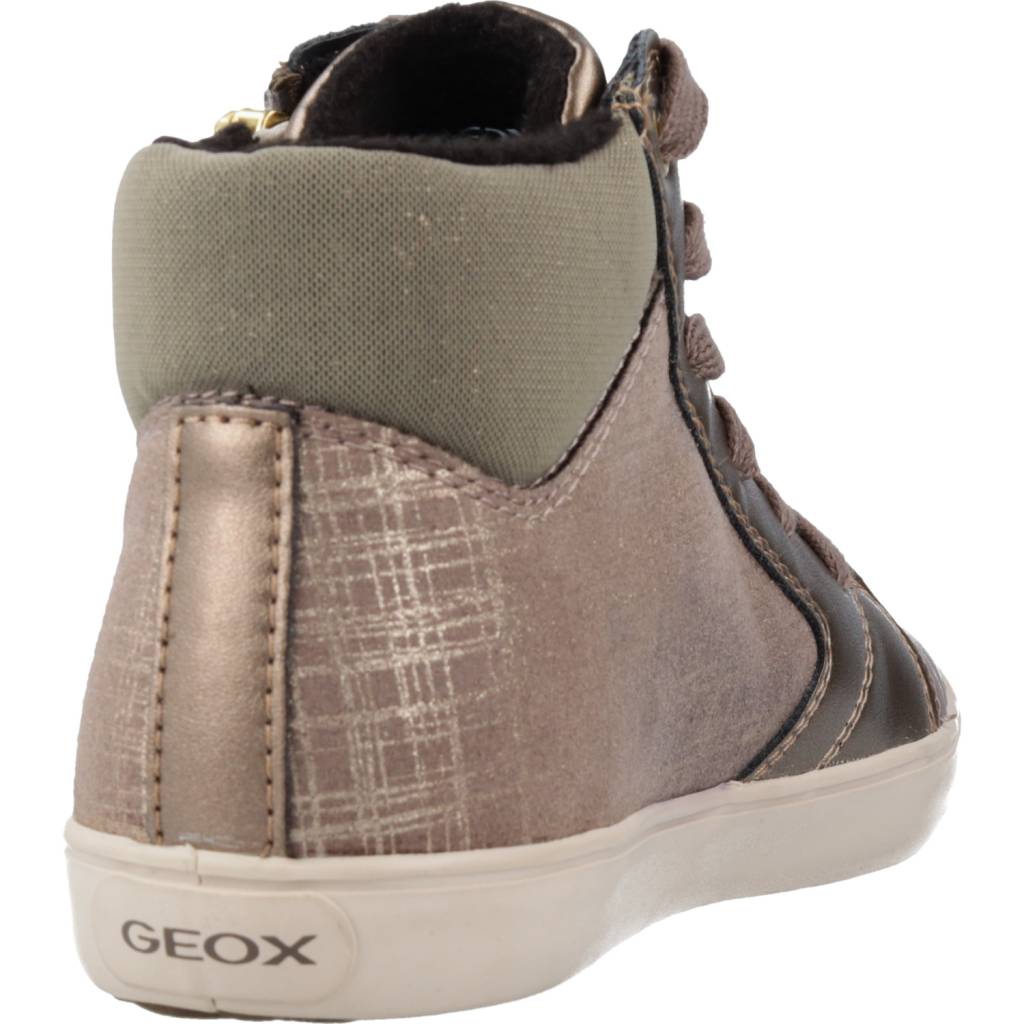 GEOX J GISLI GIRL C en color ORO (3)