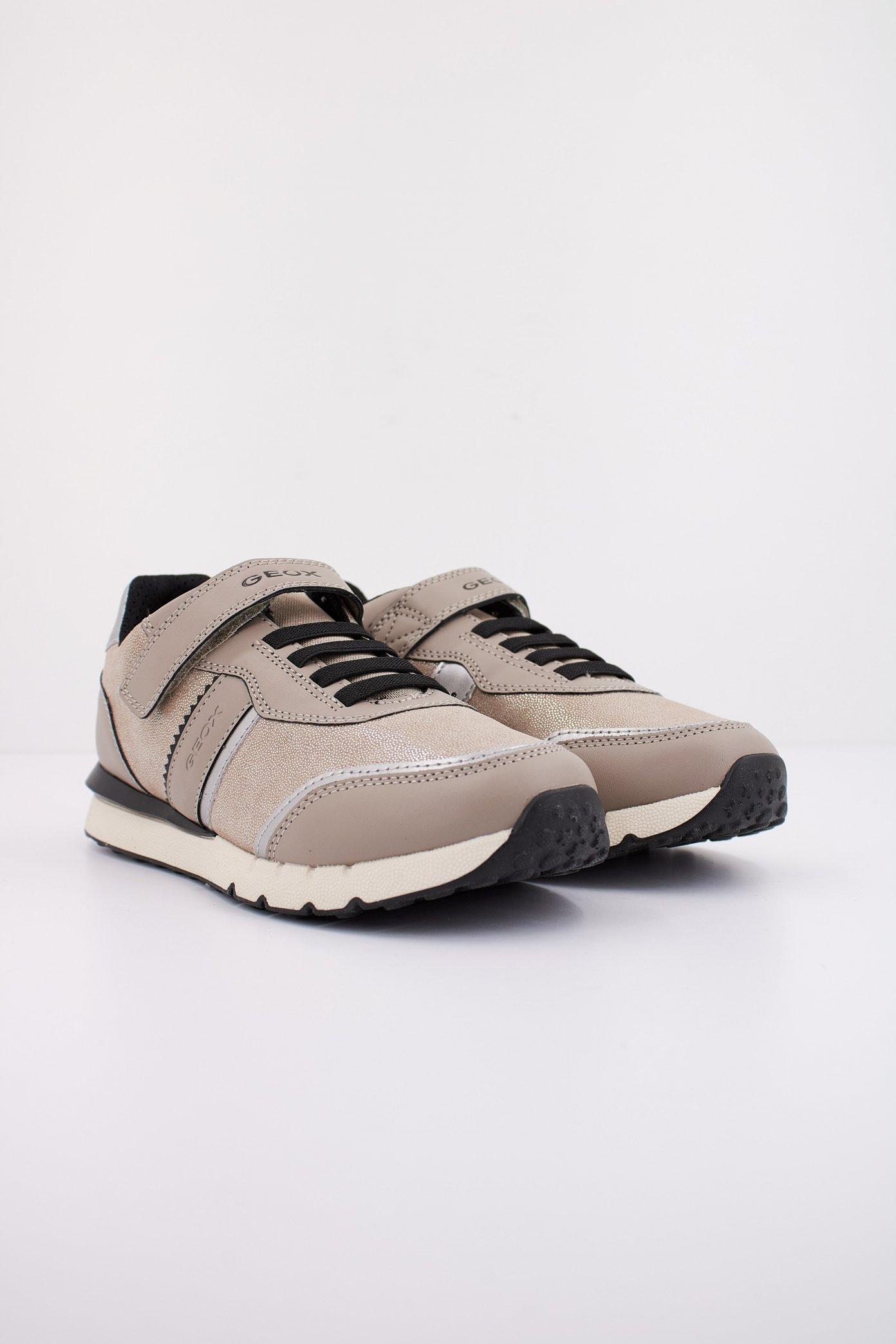GEOX J FASTICS GIRL en color MARRON (2)