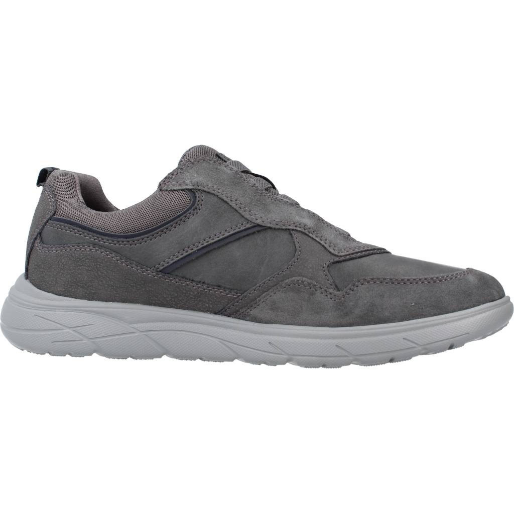 GEOX U PORTELLO B en color GRIS (5)