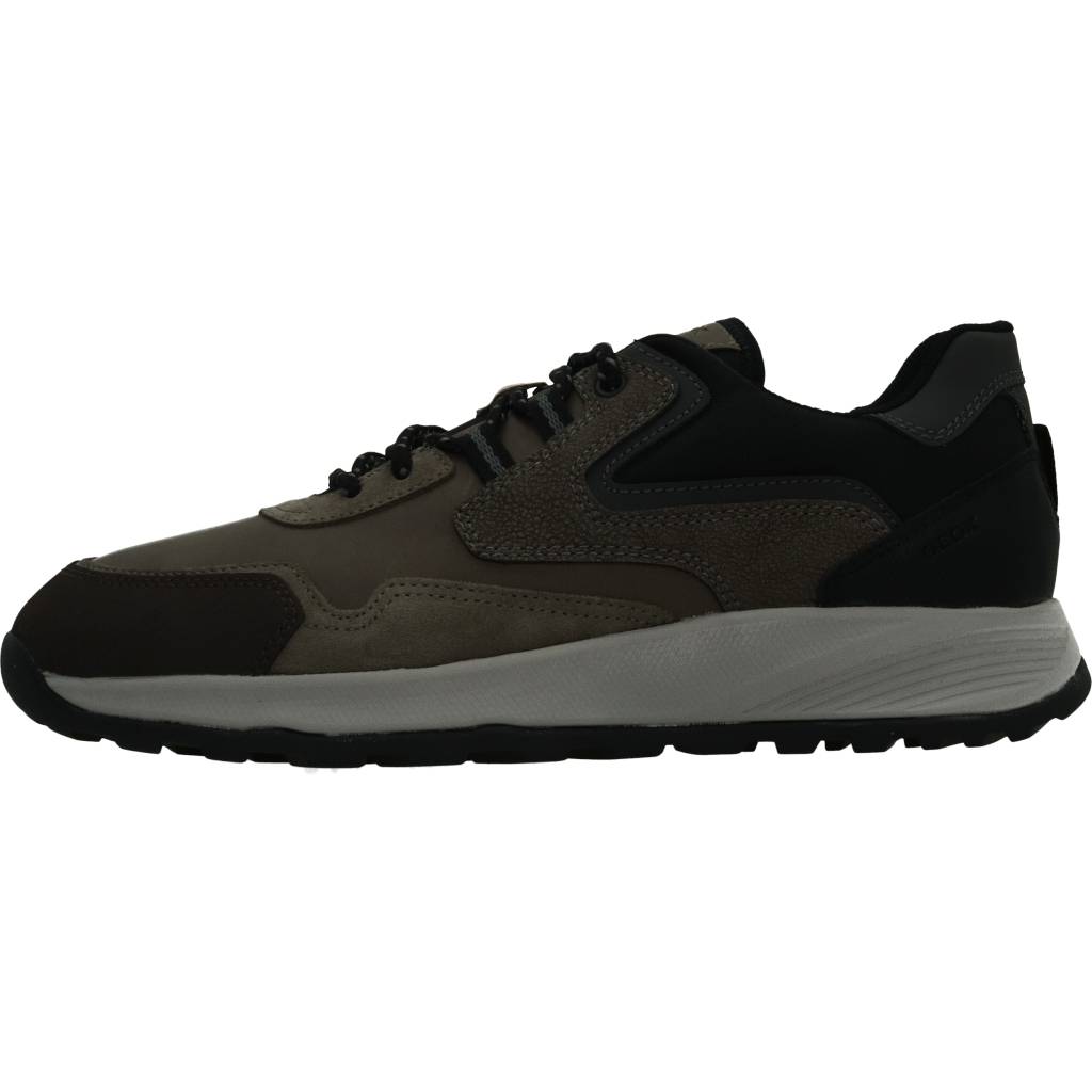GEOX U TERRESTRE A en color MARRON (2)